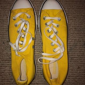 Yellow converse